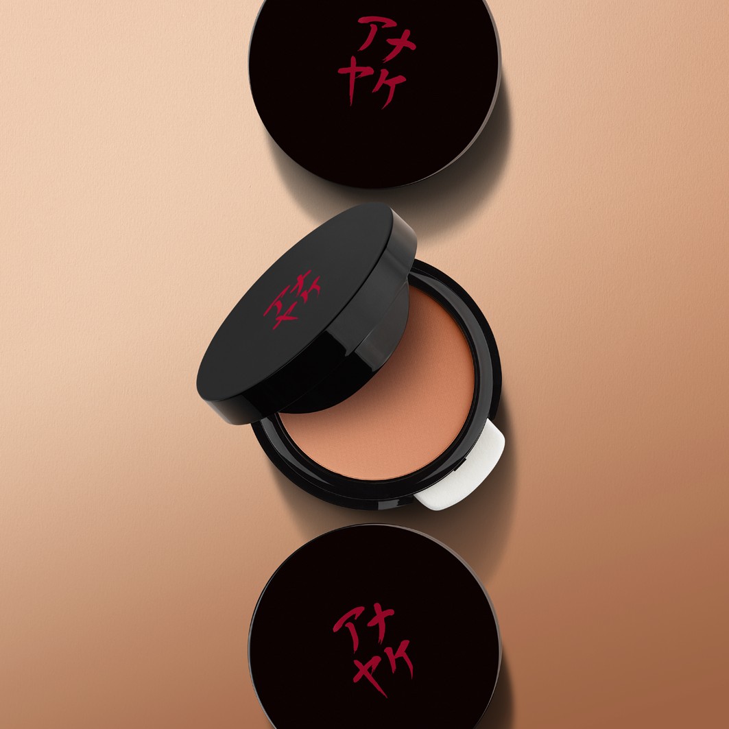 Тональный крем для лица fond de teint compact soyeux Annayake, 20 - medium rosé, вес 9 гр. — фото 2