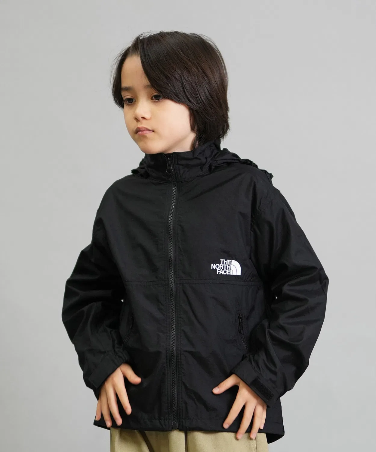 Ветровка The North Face детская из нейлона, чёрная
