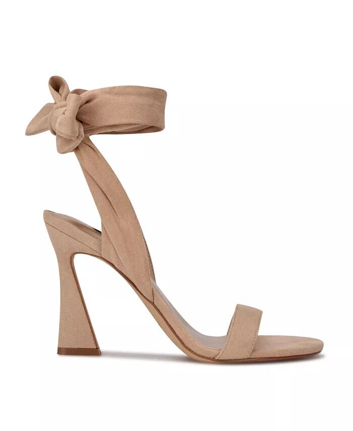 Женские классические босоножки Kelsie на каблуке с запахом до щиколотки Nine West, бежевый — фото 2