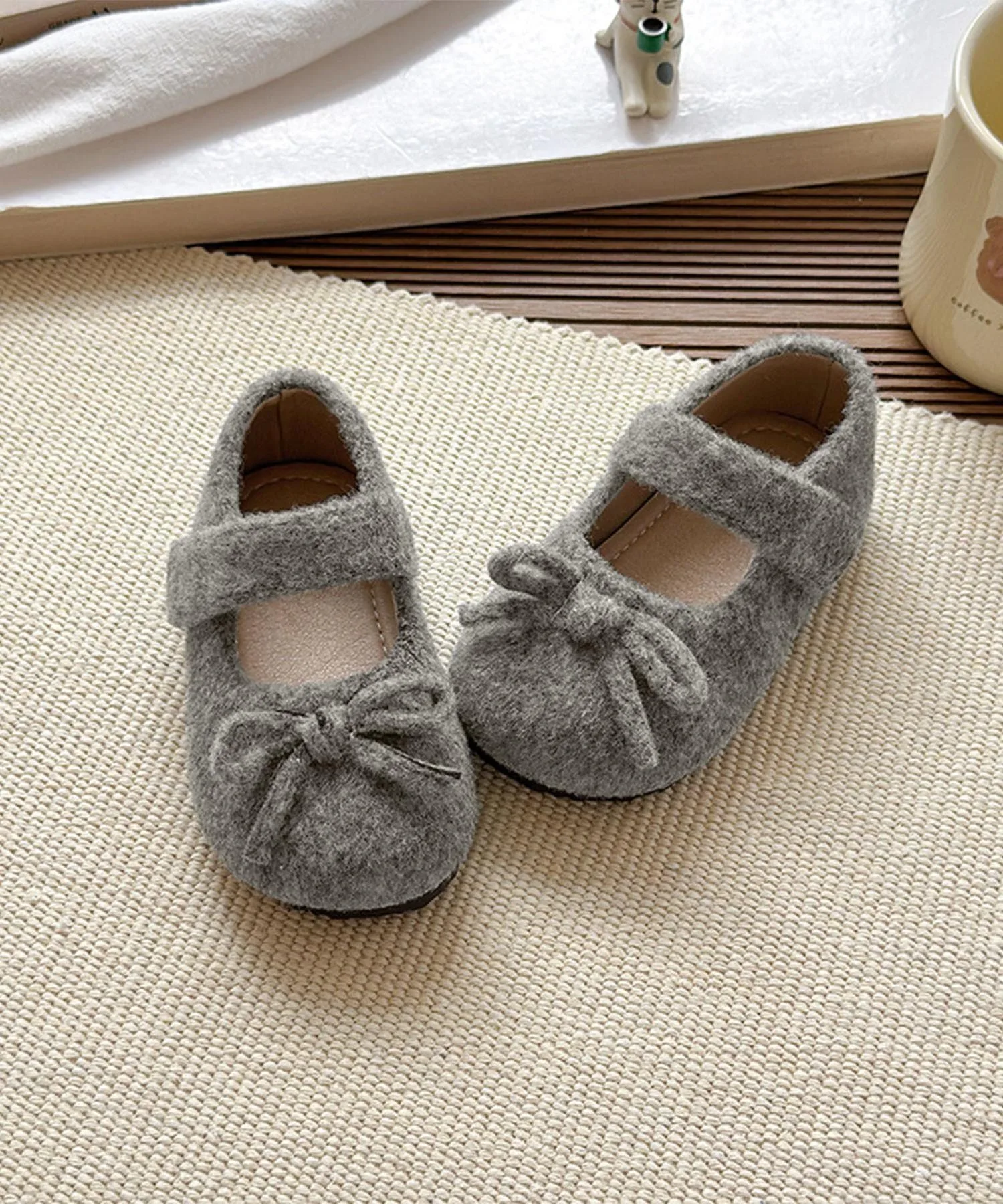 Детские туфли с ремешками, похожими на шерсть Aimoha Kids, Light gray