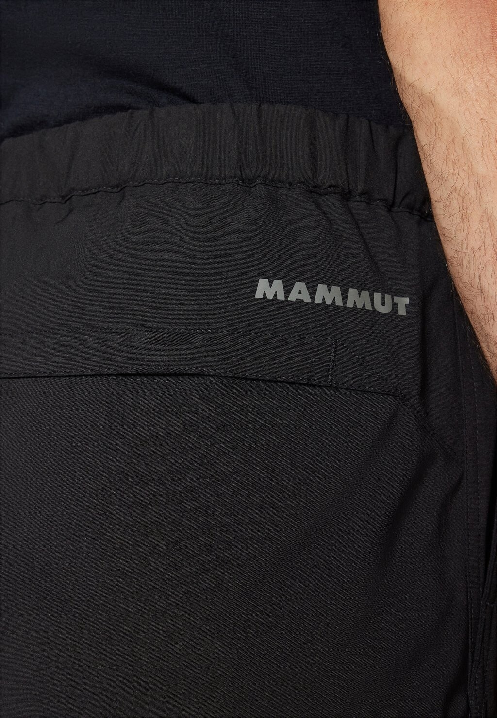 

Тканевые брюки MOUNTAIN CARGO PANTS MEN Mammut, черный