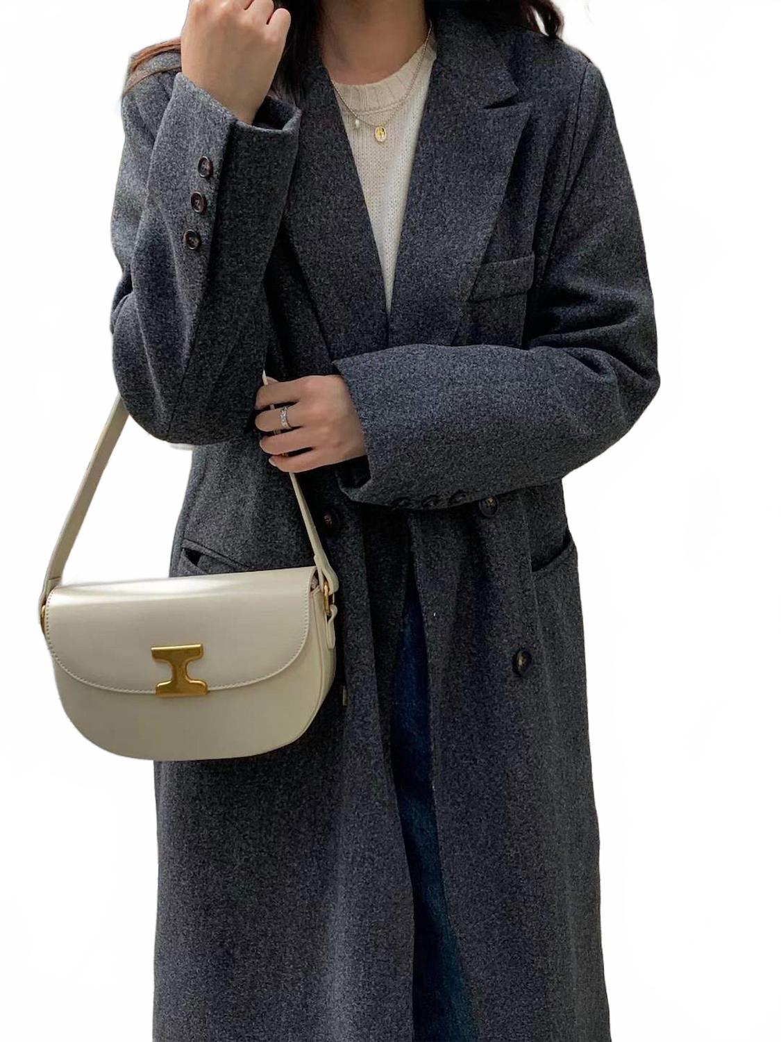 

Женская сумка Celine через плечо в белом цвете Pretty Persuasions