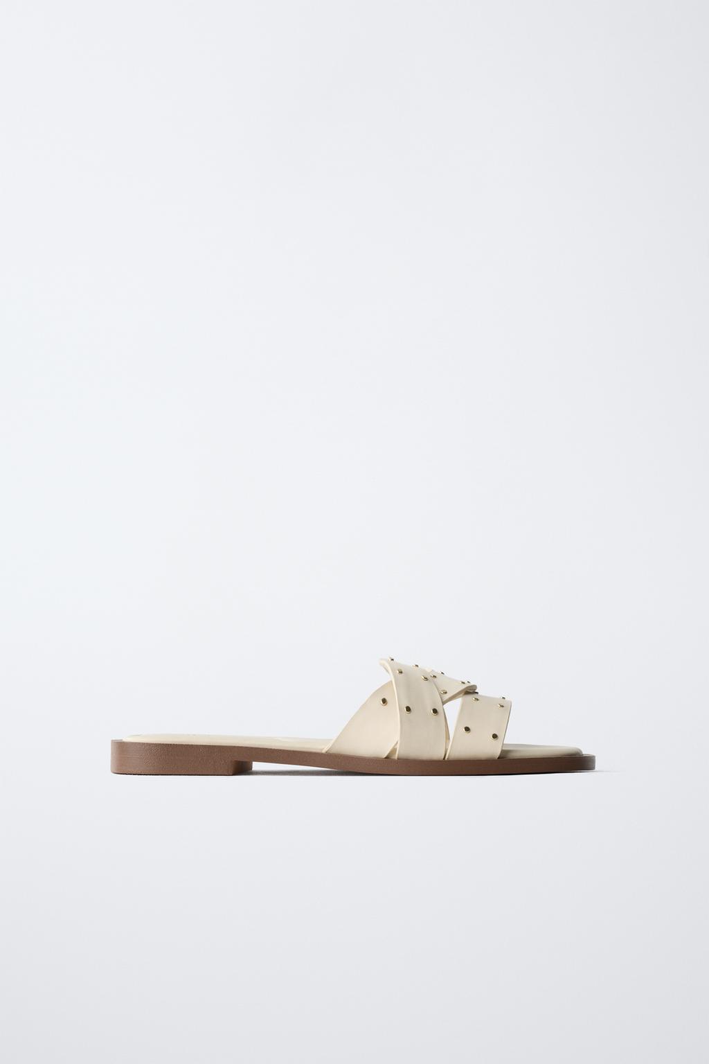 

Босоножки на плоской подошве крест-накрест с заклепками ZARA, цвет Ecru White