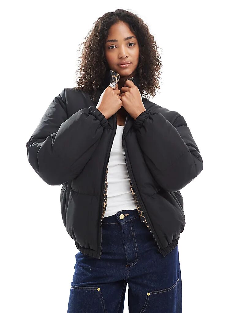 

Двусторонняя короткая куртка-пуховик Brave Soul черного цвета с леопардовым принтом