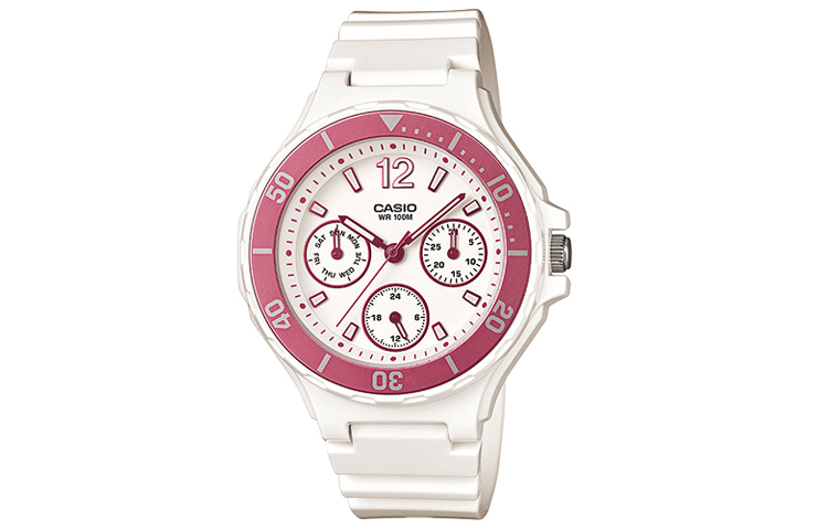 

Женские часы YOUTH белые LRW-250H-4A CASIO