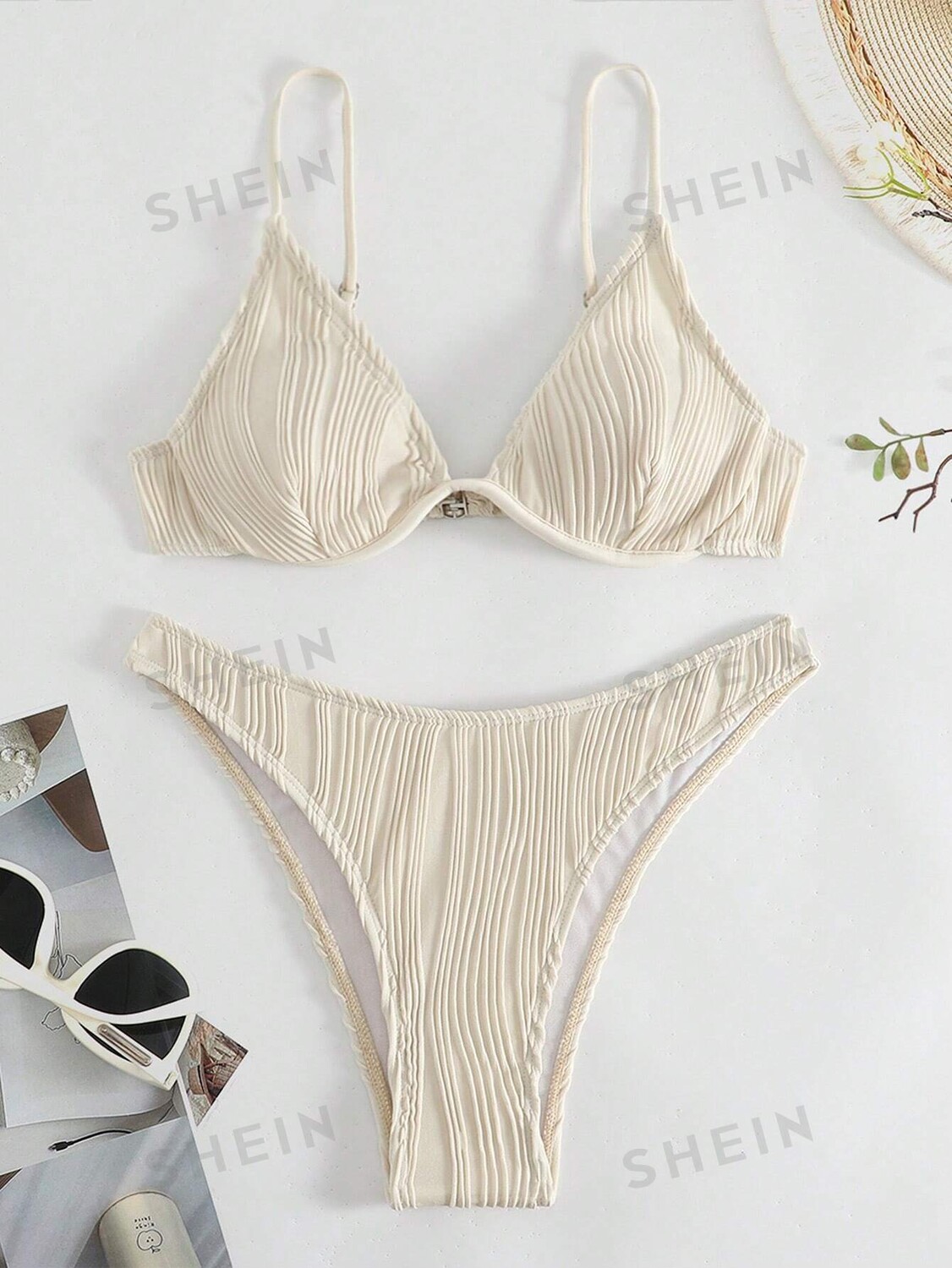 

Купальник раздельный Shein Swim Basics текстурированный, бежевый