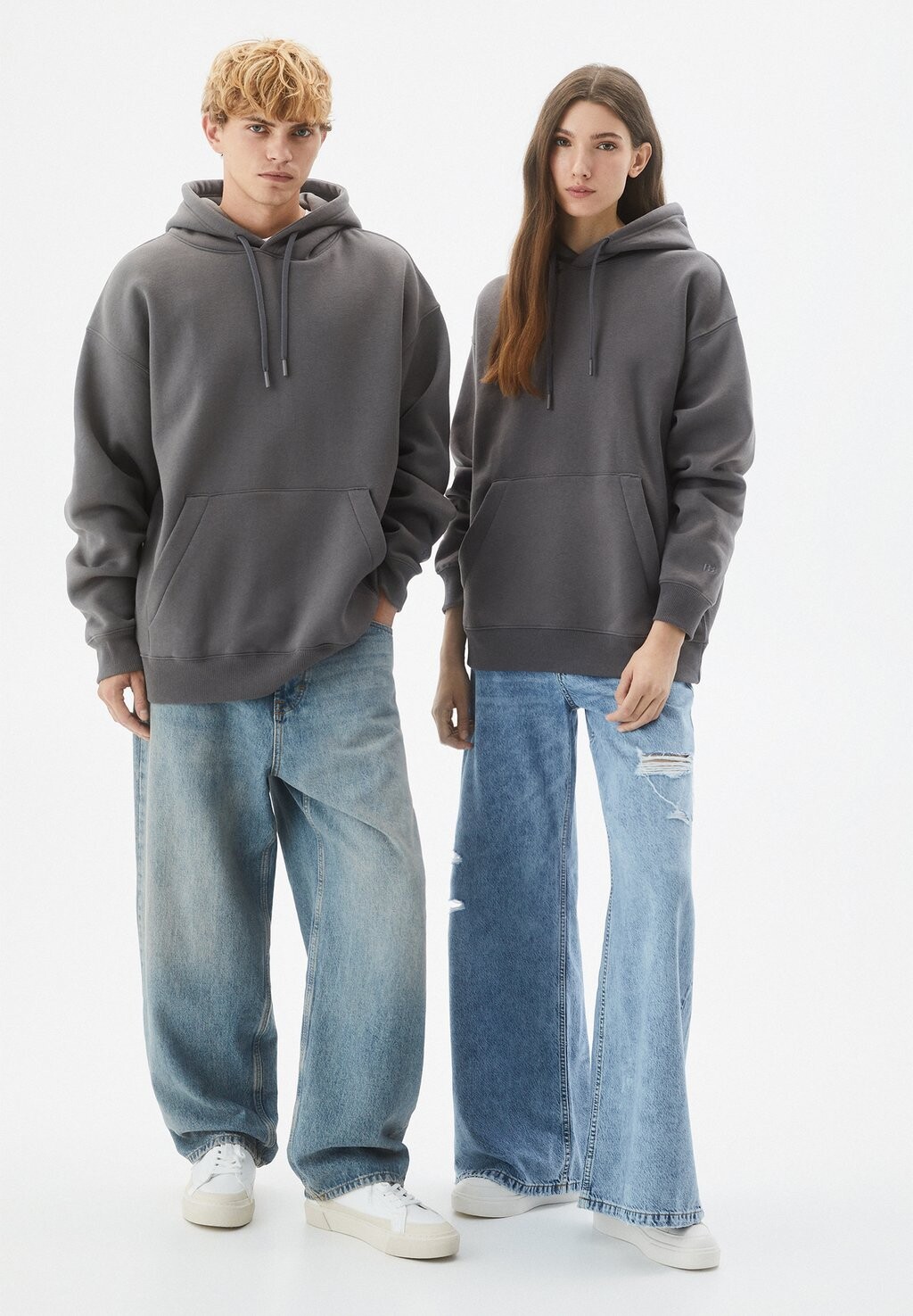 

Толстовка Basic Colored PULL&BEAR, цвет dark grey