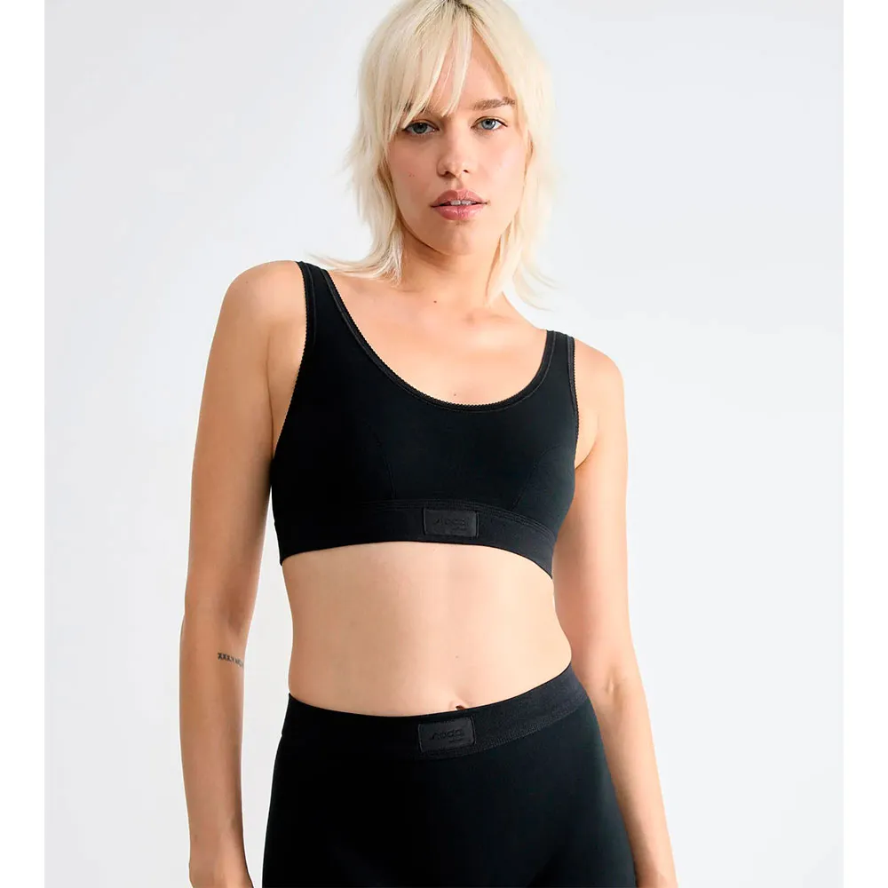 

Спортивный бюстгальтер Sloggi Double Comfort T Top sports bra, черный