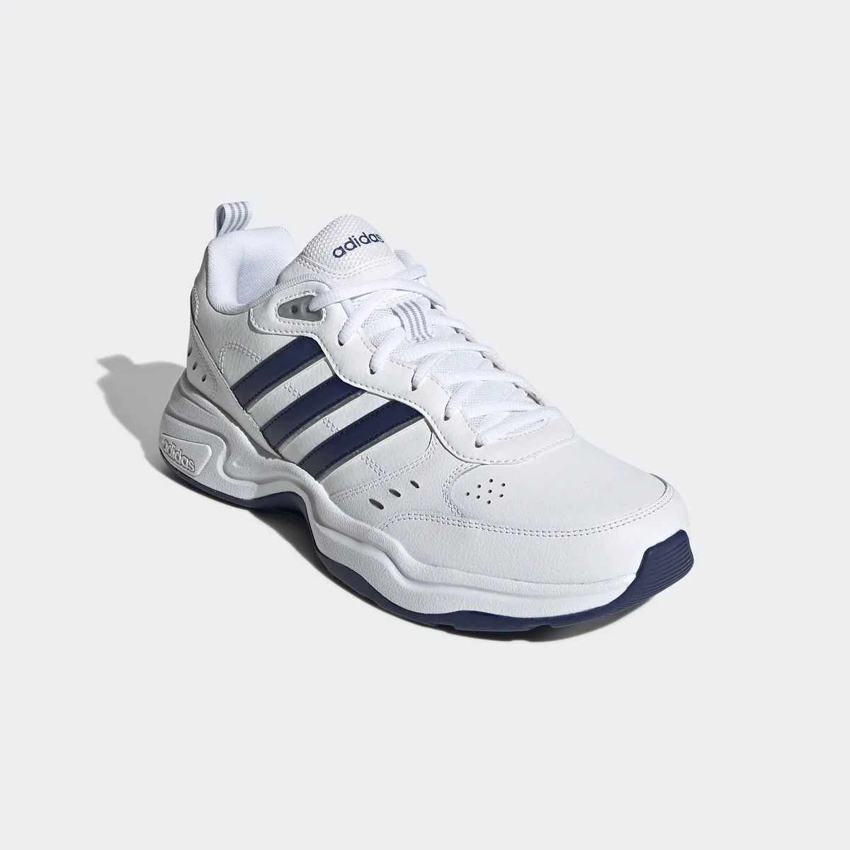 

Спортивные кроссовки adidas "STRUTTER" Adidas Sportswear, белый