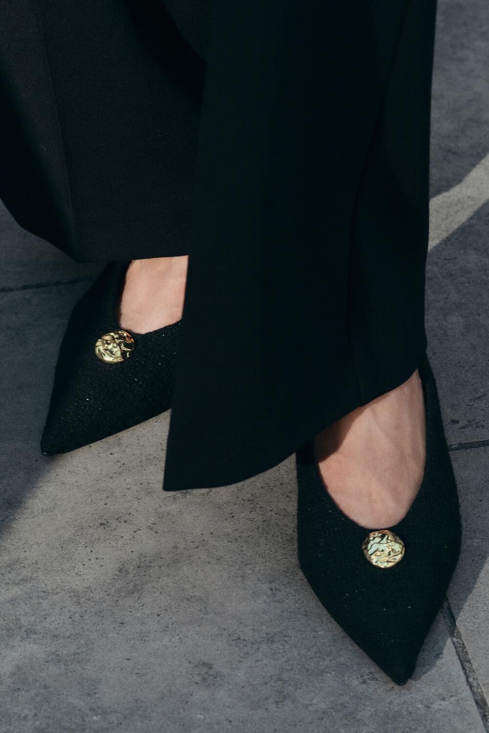 

Туфли из ткани с металлической аппликацией ZARA, черный