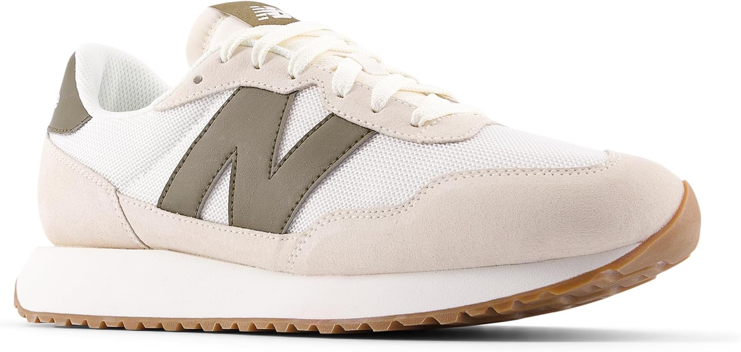 Мужские кроссовки для бега по шоссе New Balance 237 V1 Classic, Sea Salt/Woodland — фото 2