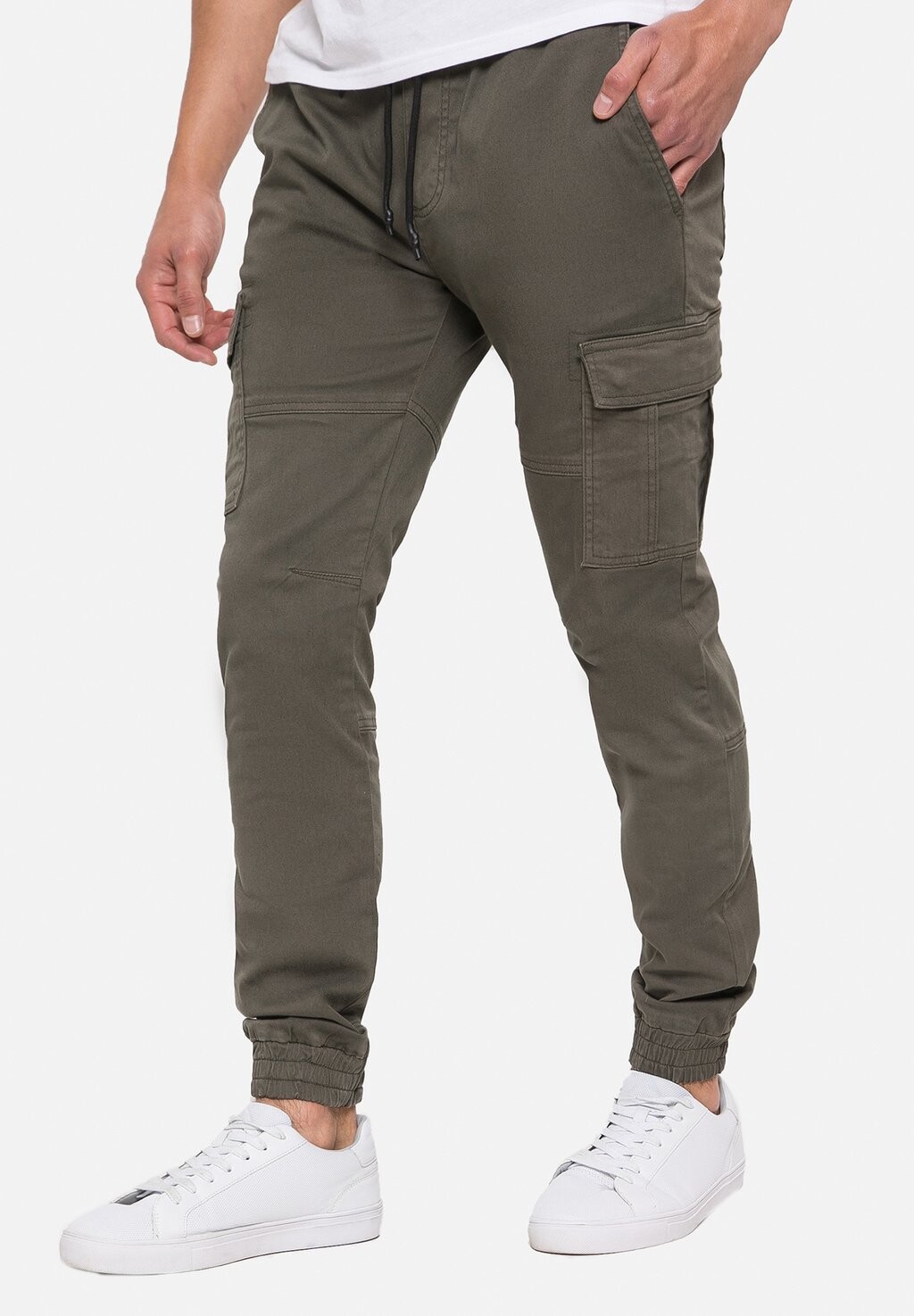 

Брюки карго BLOOMFIELD Threadbare, цвет khaki