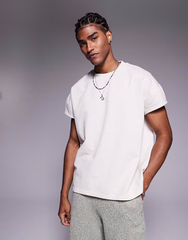 

Футболка свободного кроя ASOS DESIGN бежевого цвета, свободного покроя