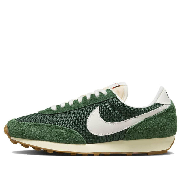Кроссовки (WMNS) Nike DBreak Vintage 'Fir Coconut Milk', цвет fir/coconut milk/gum medium brown/sail