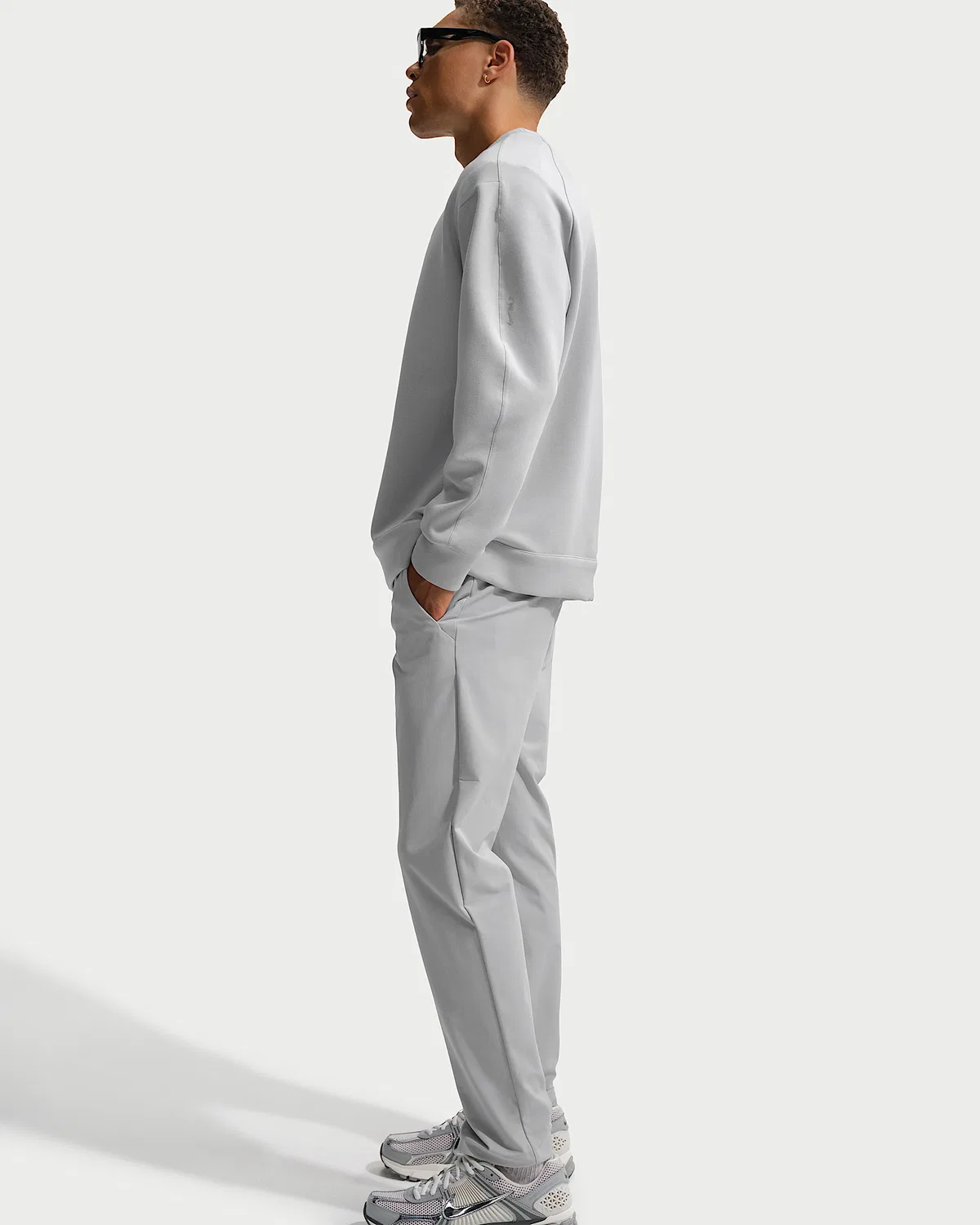 Мужские брюки-чинос Dri-FIT Slim Nike 24.7 PerfectStretch, Grey Fog/Light Smoke Grey — фото 4