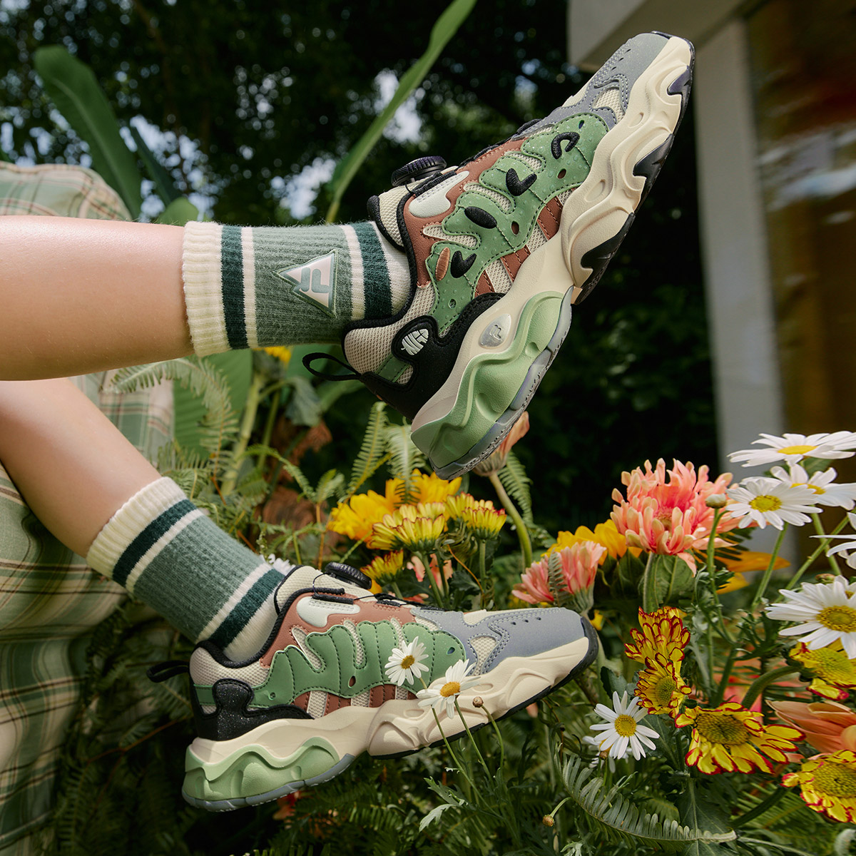 Низкие детские кроссовки для подростков FILA KIDS, коричневый/зеленый — фото 4