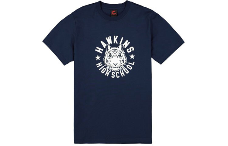 

X Stranger Things Хокинс High Tee Nike