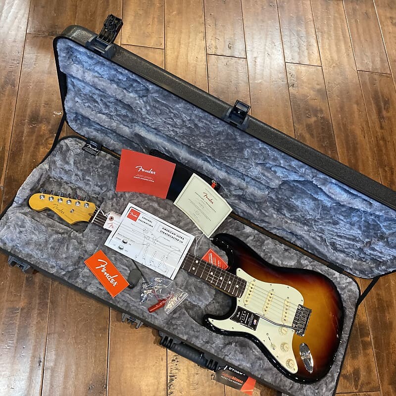 

Электрогитара Fender American Ultra Stratocaster Left-Handed RW LH Rosewood 2021 Ultraburst US210083105 7 Lb15.4oz