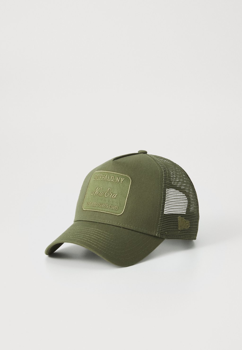 

Бейсболка TONAL PATCH TRUCKER UNISEX New Era, хаки