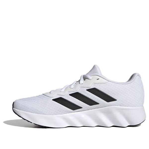 

Кроссовки меняют ход Adidas, белый