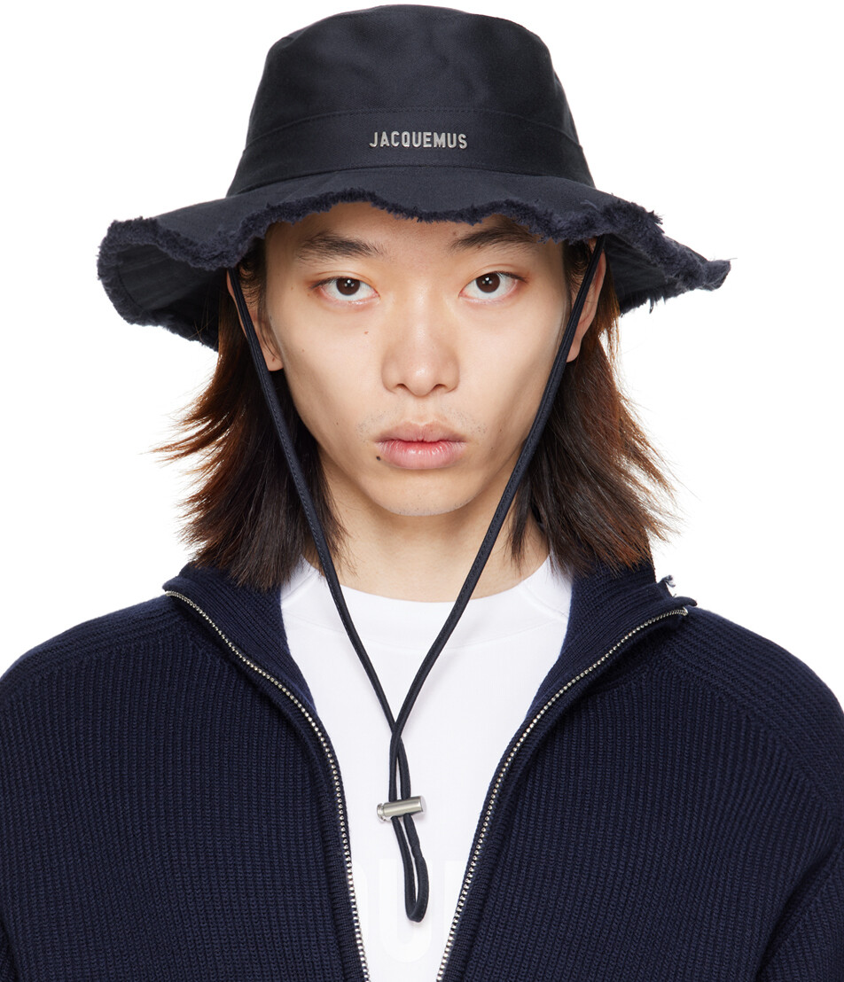 

Темно-синяя шляпа Le bob Artichaut Jacquemus, цвет Dark navy