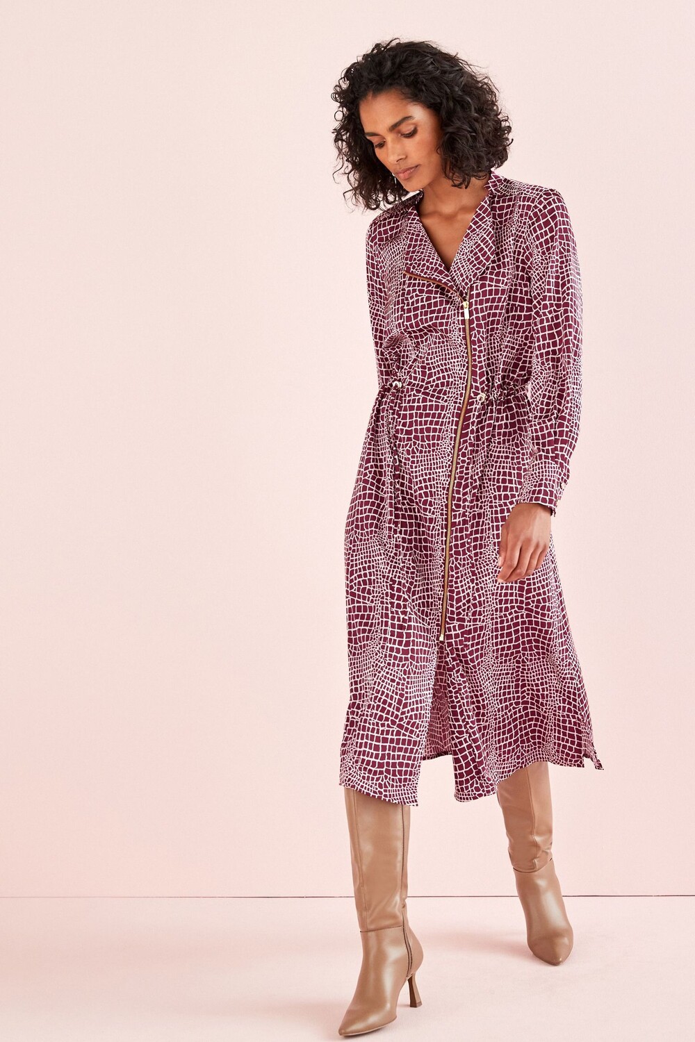 

Платье средней длины Next, красный