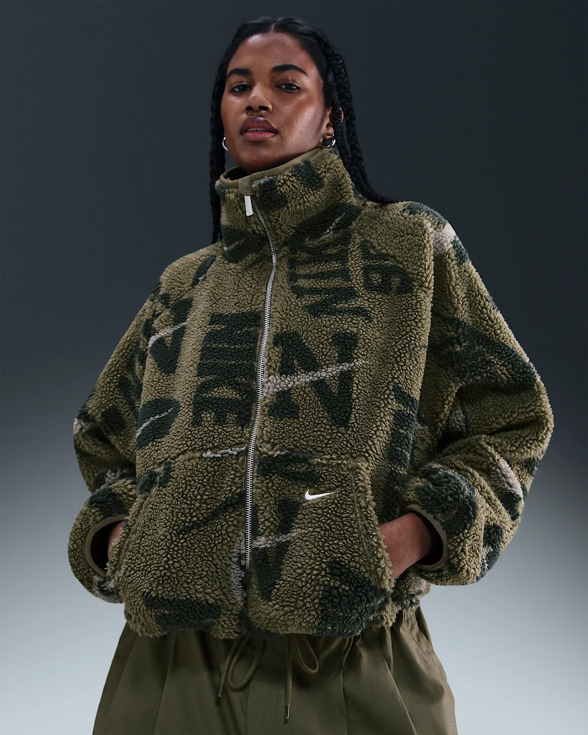 Женская флисовая куртка Nike Sportswear с высоким ворсом, Medium Olive/Medium Olive/Sail