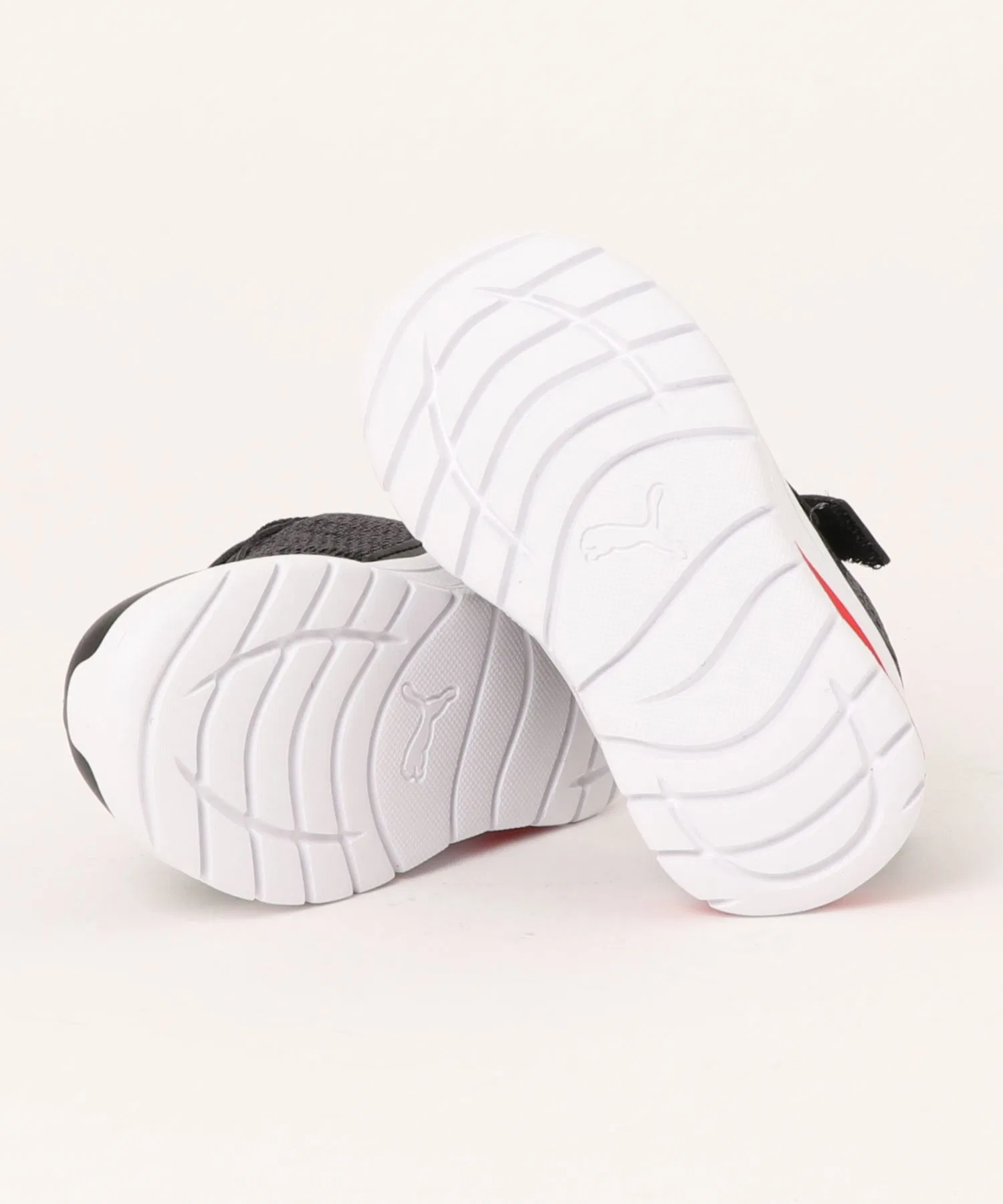 Детские кроссовки PUMA Evolve Street AC+ красно-чёрные — фото 3