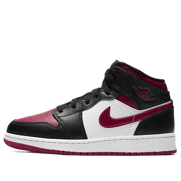 

Кроссовки 1 средние Air Jordan, черный