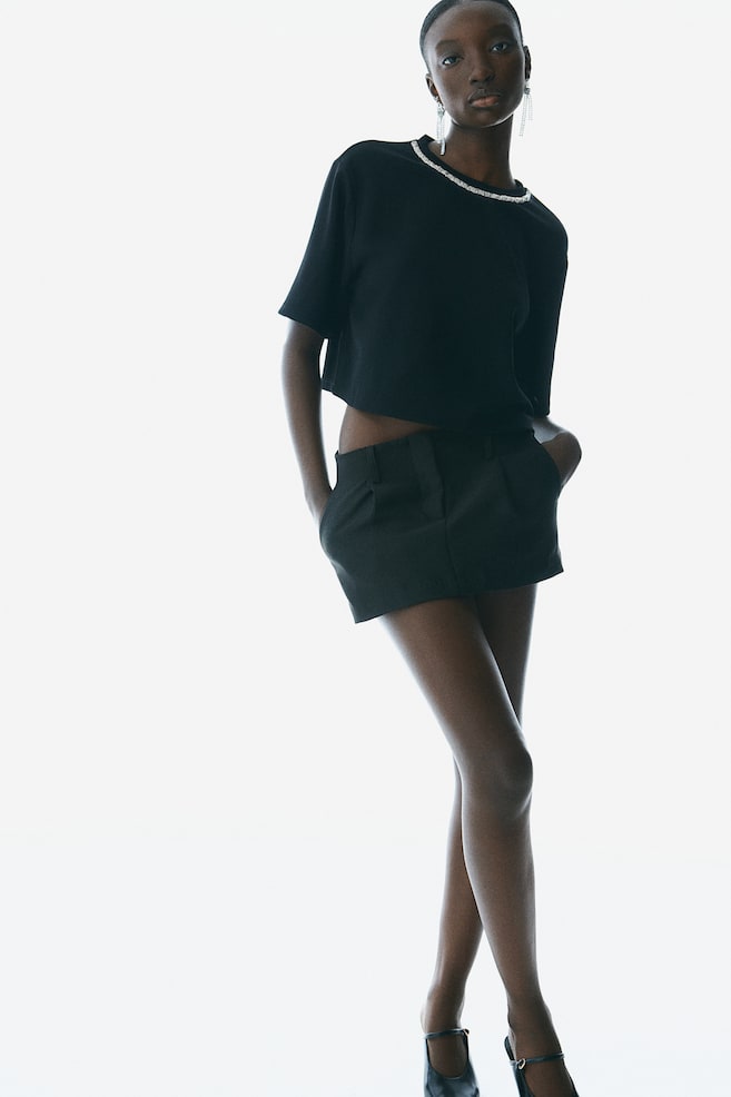 

Короткая футболка H&M, мультиколор