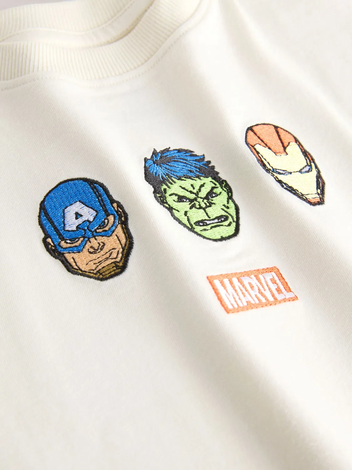 Футболка 'Marvel Avengers' Next, Cream — фото 3