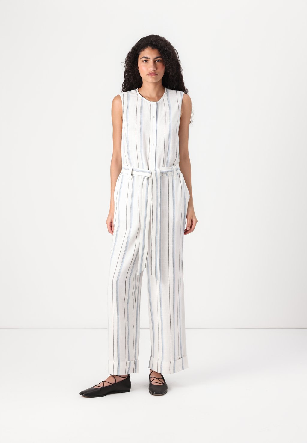 

Комбинезон ONLSIESTA BELT JUMPSUIT ONLY, Cloud Dancer/Cloud Blue