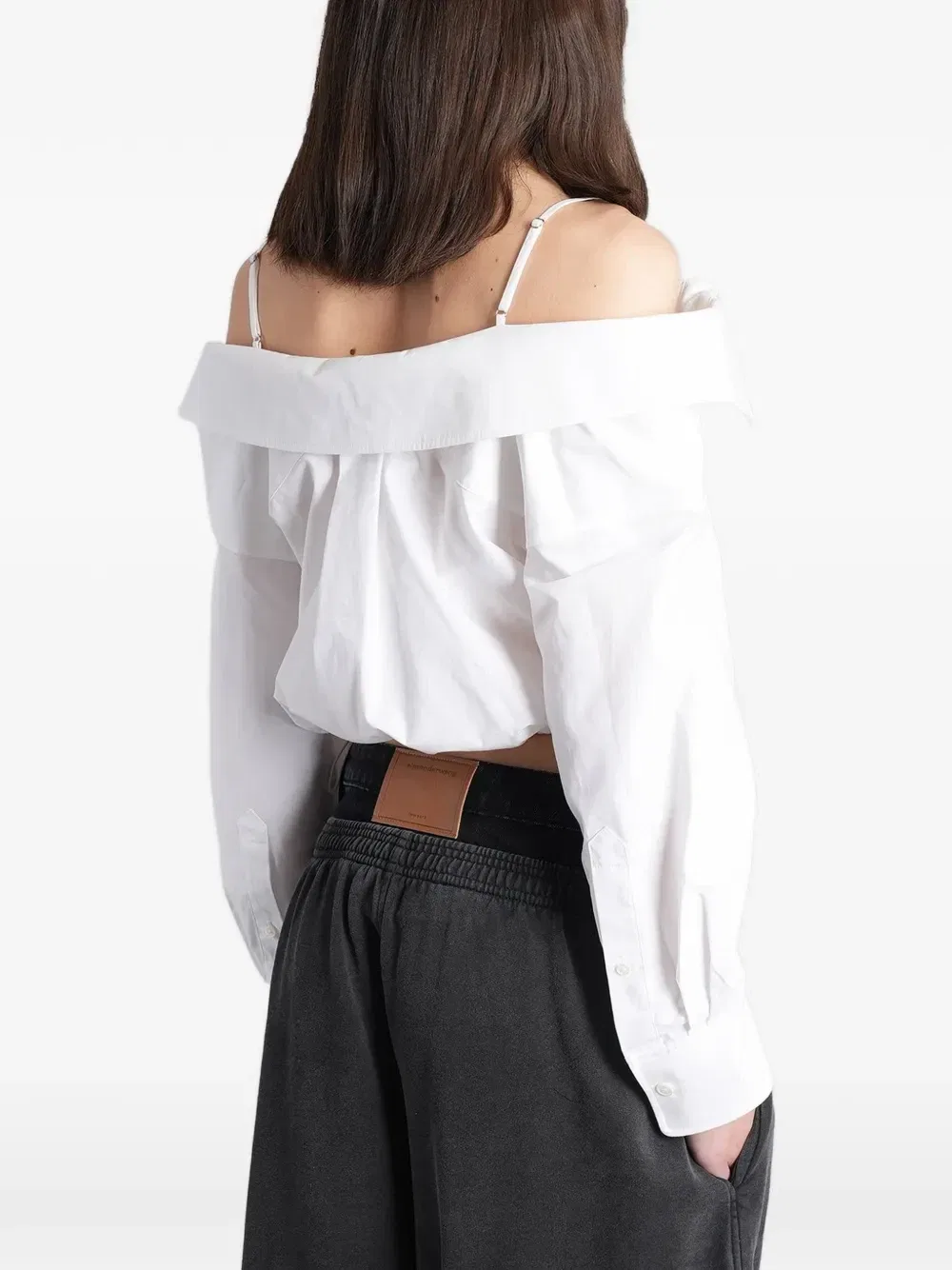 Укороченная рубашка с открытыми плечами Alexander Wang, белый — фото 4