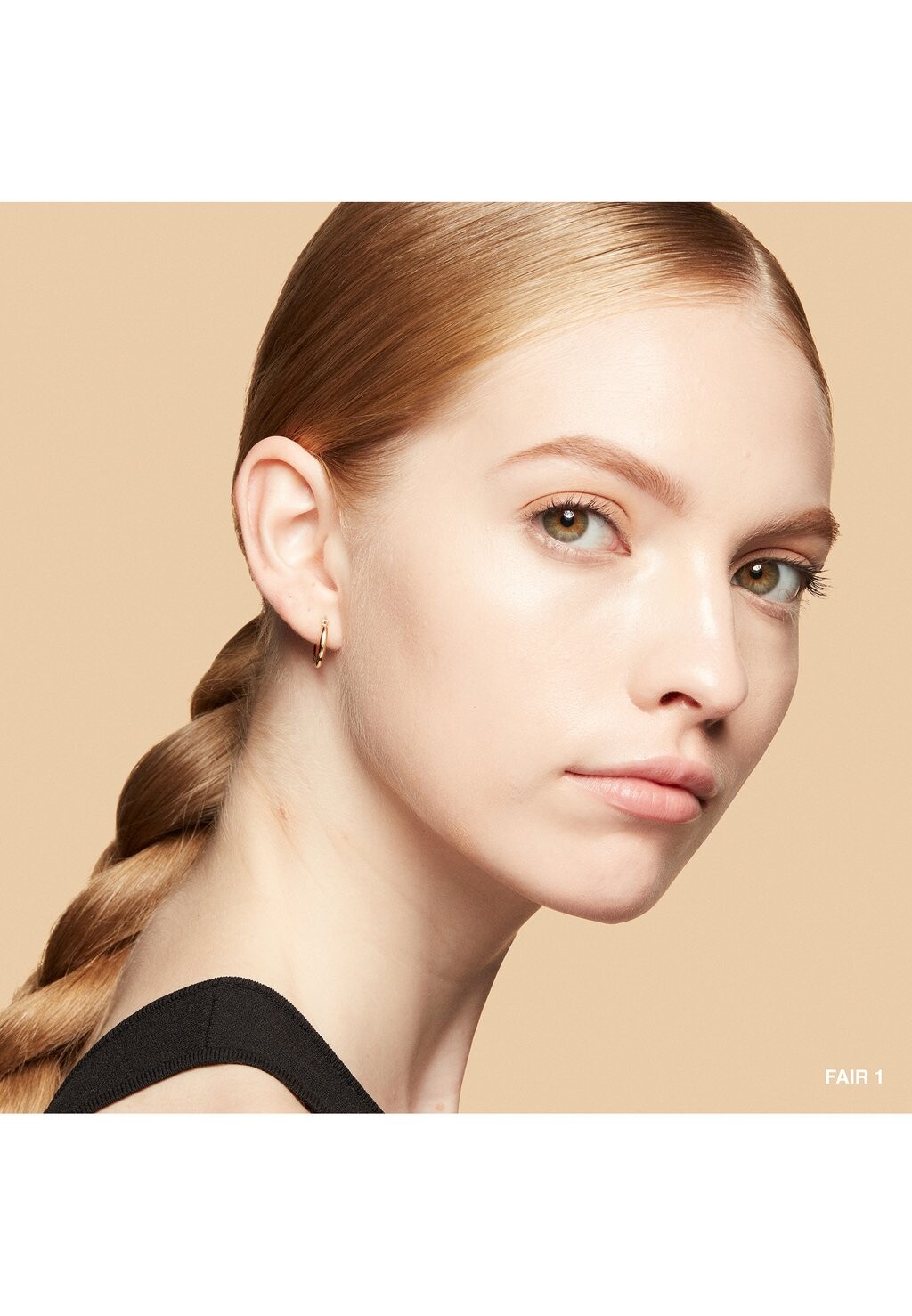 Тональный дневной уход VITAMIN ENRICHED SKIN TINT Bobbi Brown, цвет fair1 — фото 2