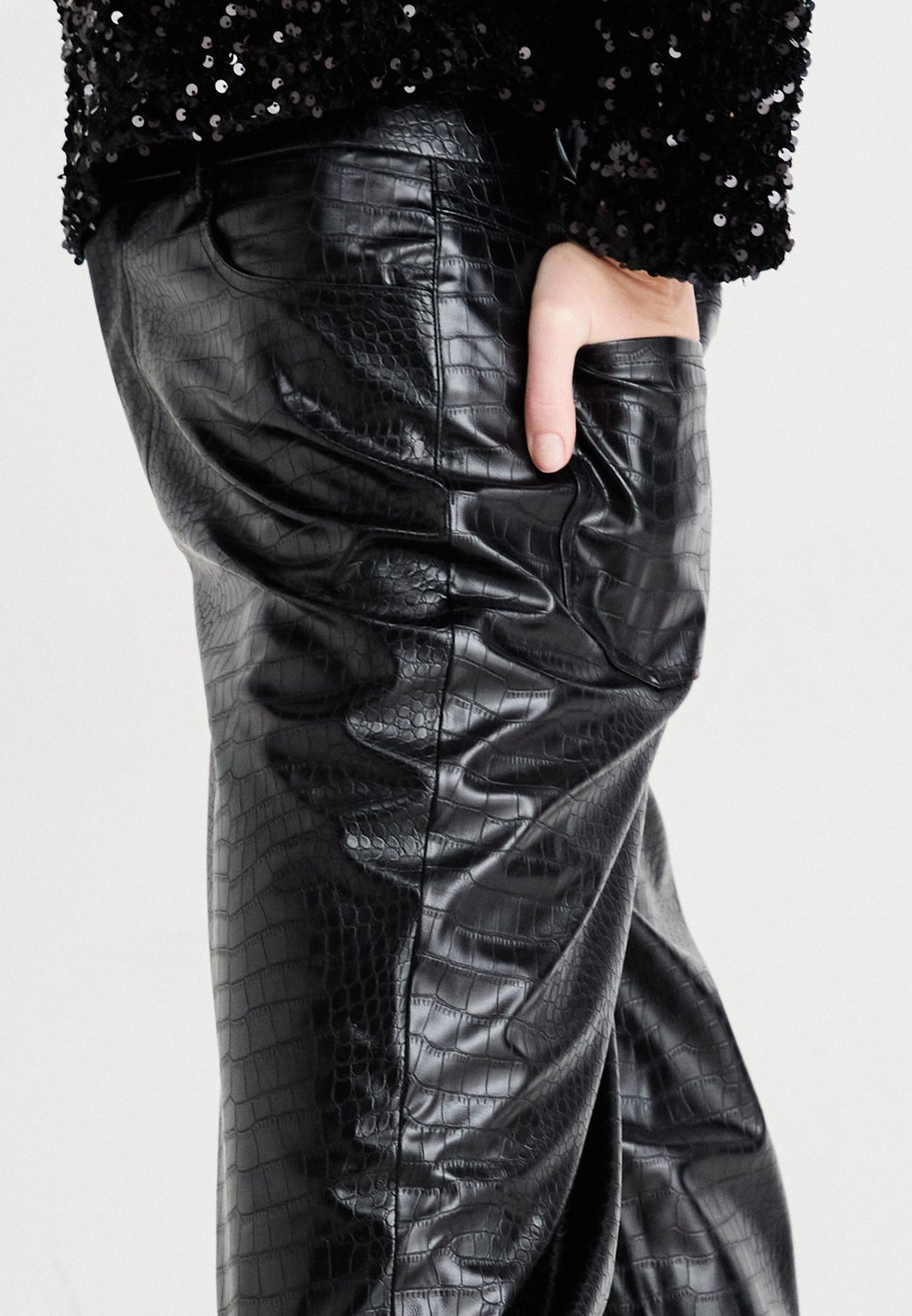 

Брюки ONLKARA SNAKE PANT ONLY, черный