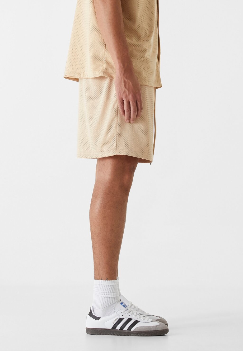 

Низ спортивного костюма Essential Mesh Shorts 9N1M SENSE, светло-коричневый