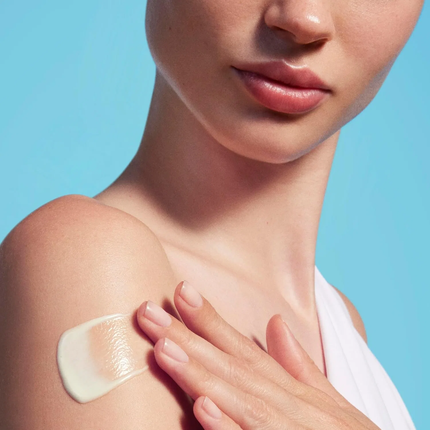 Увлажняющее солнцезащитное молочко Biotherm Waterlover Hydrating Sun Milk SPF 50 Biotherm — фото 4