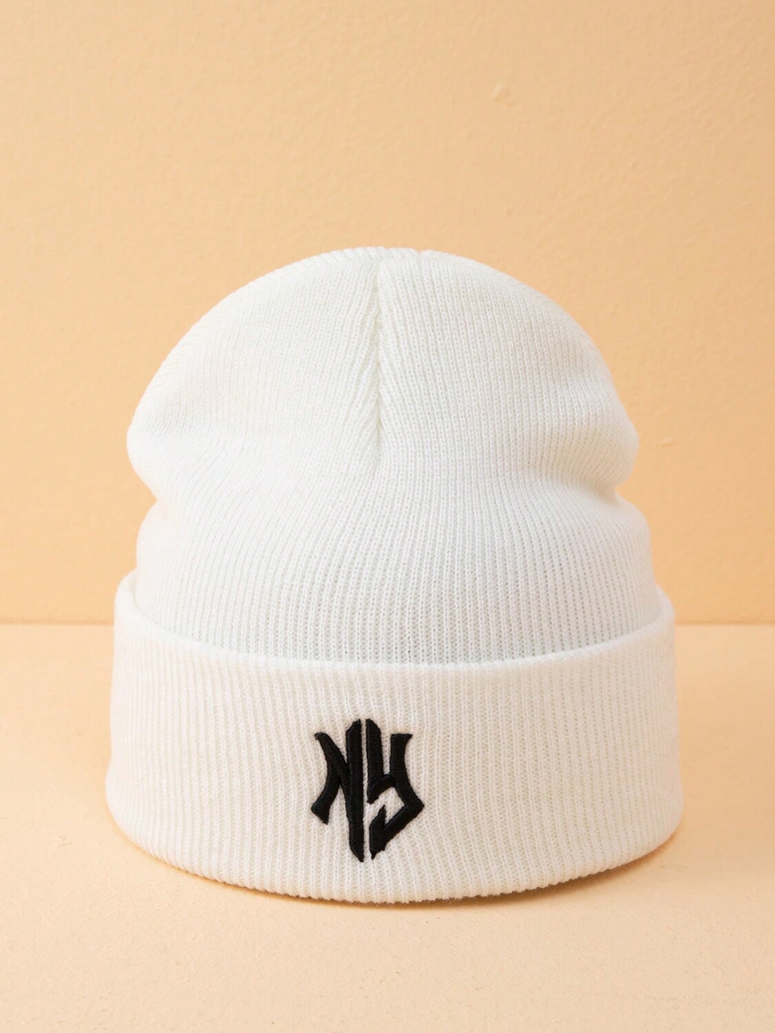 

1шт или 2 шт Вязаная шапка с объемным узором и вышитыми буквами для мужчин, подойдет на осень/зиму, белый