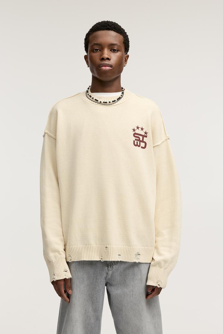 

Рваный джемпер с заклепками Pull And Bear, белый