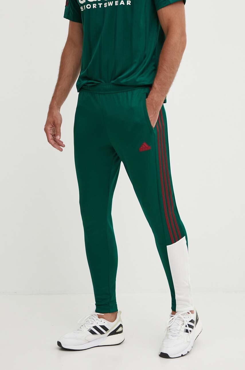 

Adidas джоггеры Тиро, зеленый