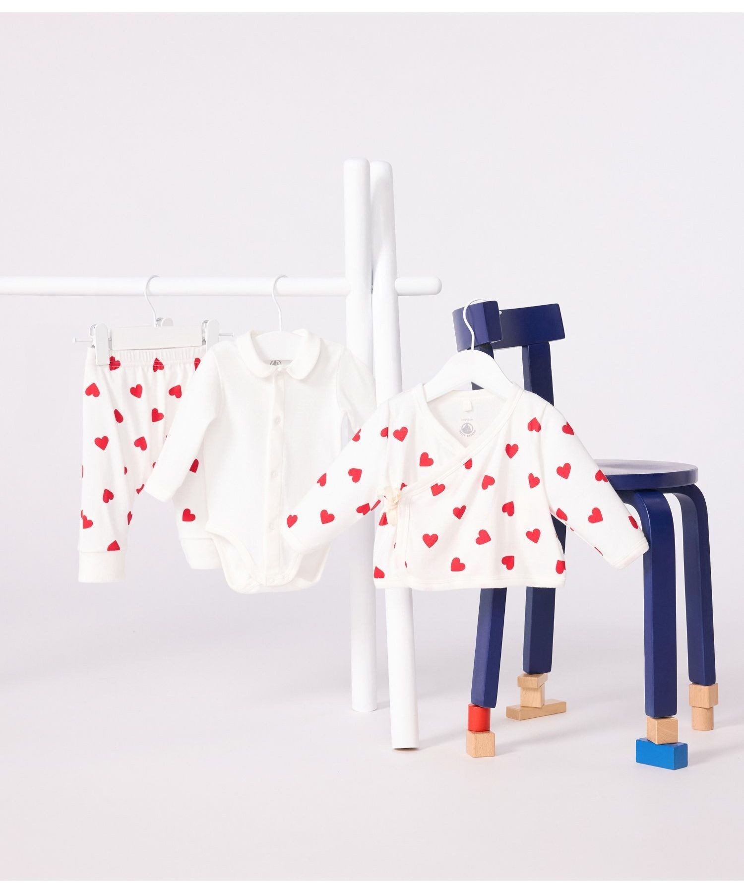 Комбинезон Детский набор из 3 предметов Petit Bateau, Off-white/Red — фото 4