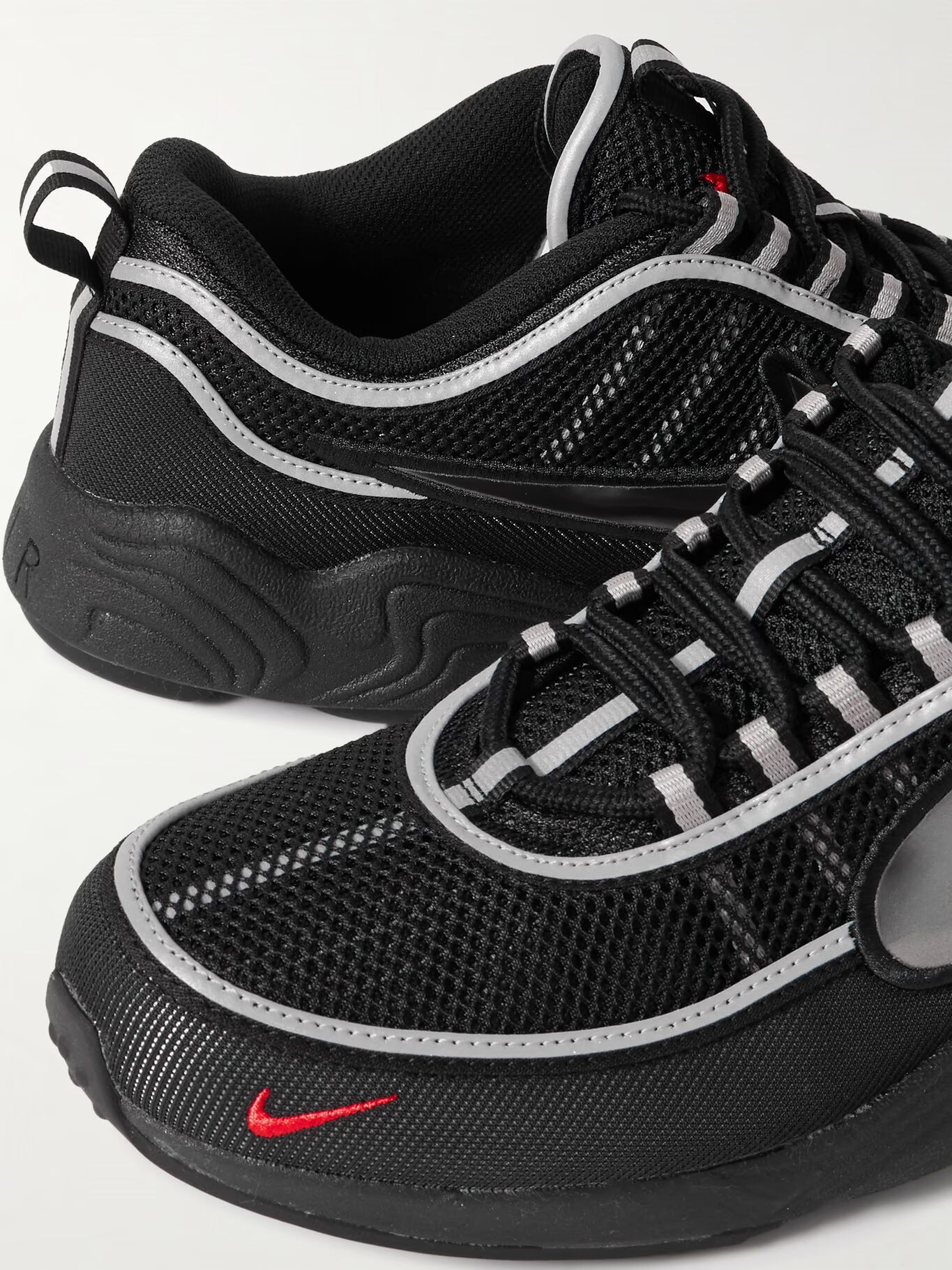 

Кроссовки Air Zoom Spiridon с резиновой отделкой и сеткой NIKE, черный