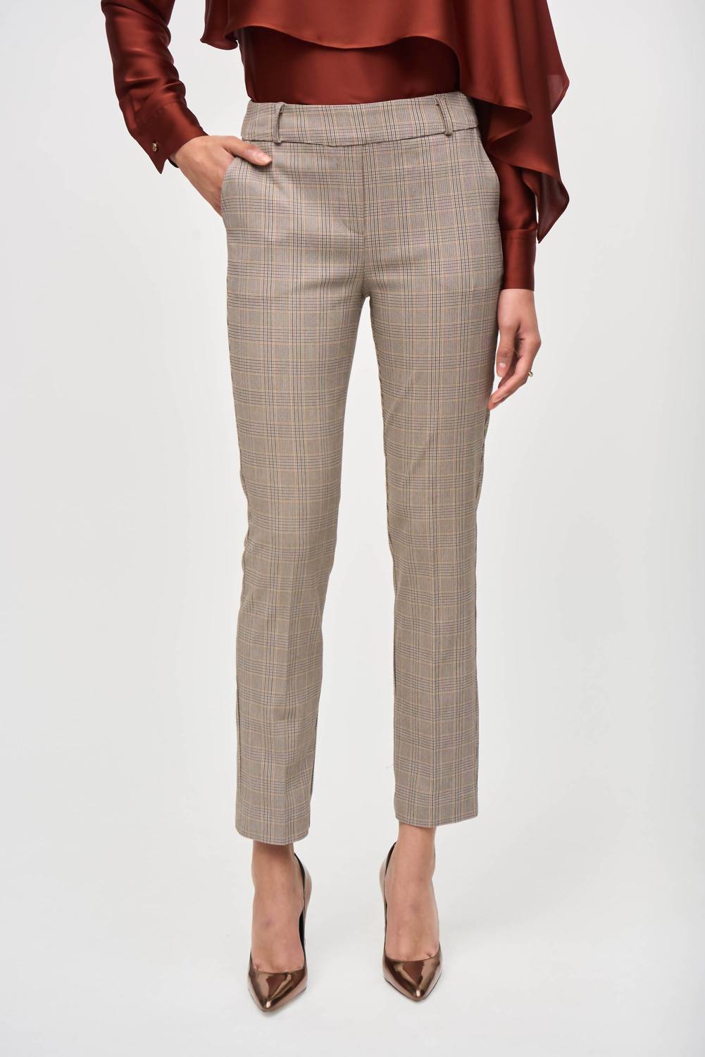 

Брюки Mid Rise Tartan в бежево-разноцветную клетку Joseph Ribkoff