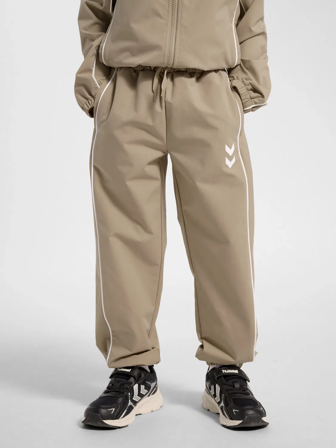 Спортивные штаны со шнурком, Hummel, silver mink