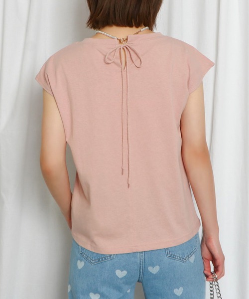 

Женская футболка из хлопка с вышитой лентой на спине, коротким рукавом и приталенным кроем GORGE, розовый