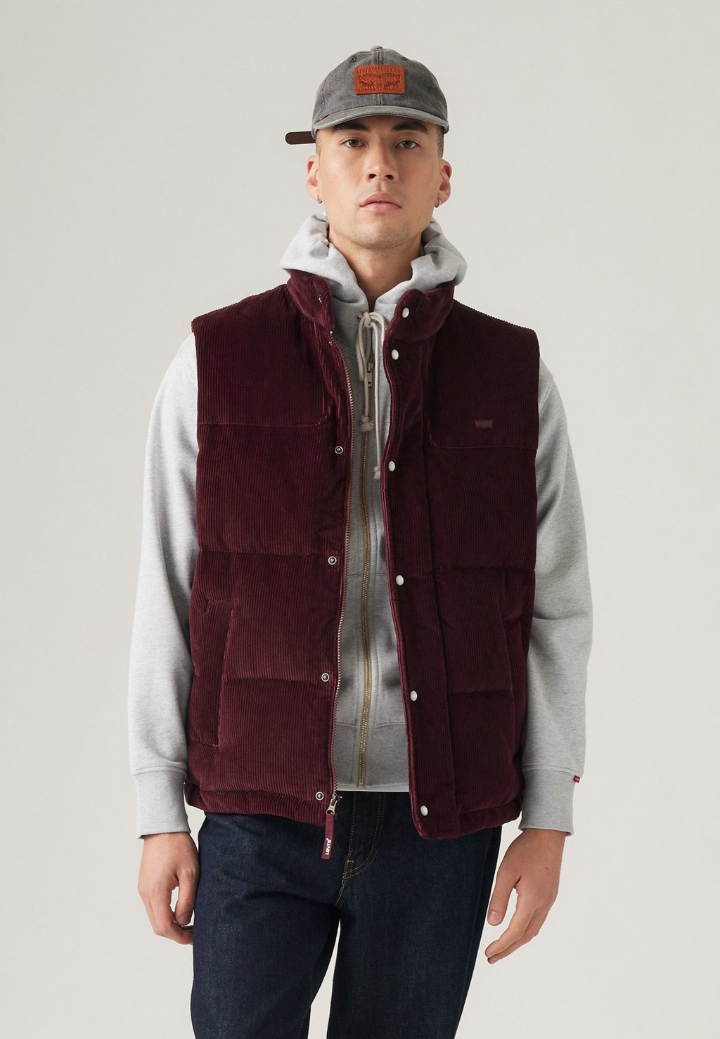 

Жилет ROCKRIDGE Levi's®, бордовый