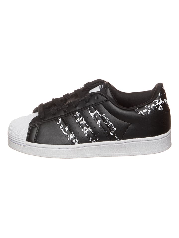 

Кроссовки на шнуровке Superstar C adidas, черный