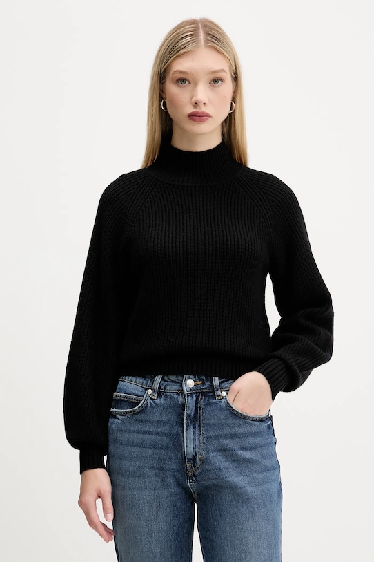 

Шерстяной свитер Hugo, черный