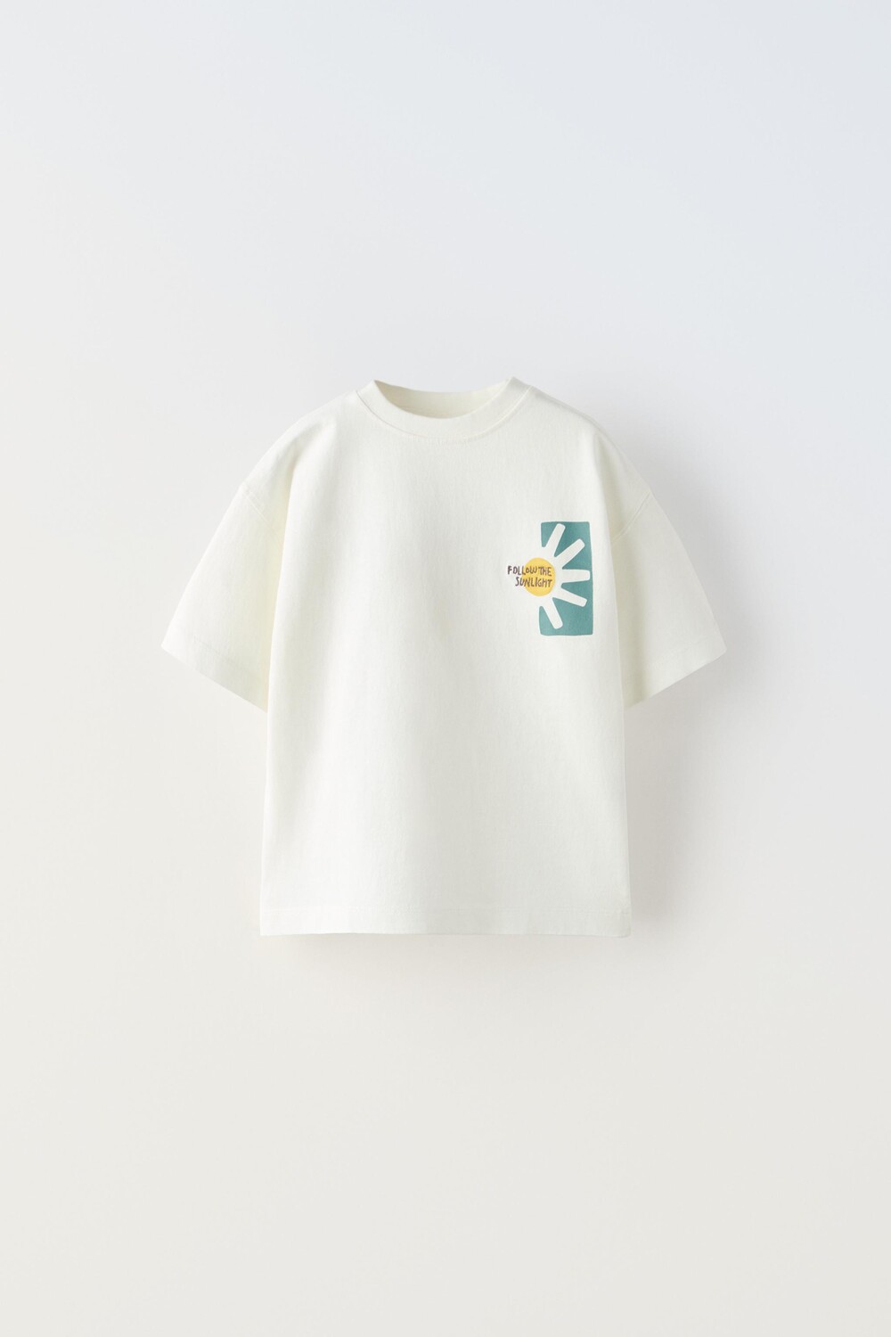 

Футболка с вышитым лозунгом ZARA, белый