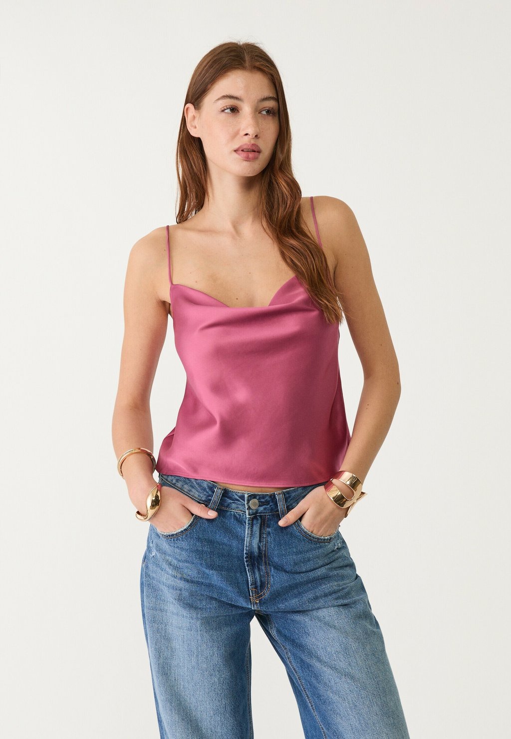 

Топ STRAPPY Stradivarius, розовый